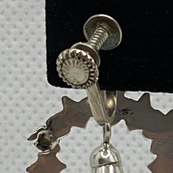 Vintage JPL Wreath Bells 865 Screw Backs Earrings - Picture 3 of 12